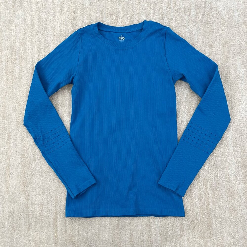 Alo Yoga Long Sleeve Blue Mesh Laser Cut Workout Top M